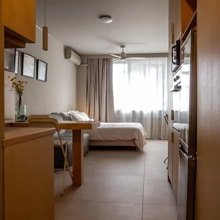 Downtown Photographer's * Corinto